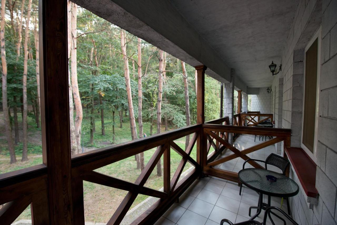 Hotel Oazis-M à Babin Extérieur photo